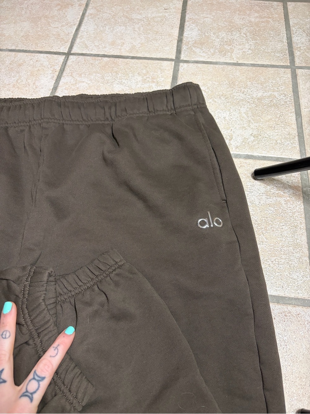 NWOT ALO Accolade Sweatpant Jogger *29” (Olive Tree) Size 2X - Picture 2 of 12